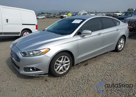 2013 Ford Fusion Se z USA, uszkodzony, nr VIN 3FA6P0H73DR345431